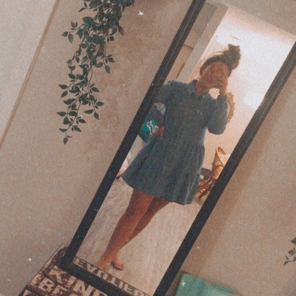 Meet your Posher, Shelby - Picture 4 of 4